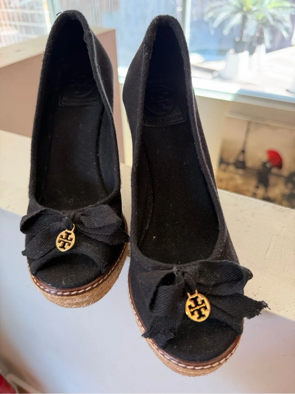 Tory Burch Black Canvas Espadrille Wedges with Gold Logo Charm - Picture 1 of 7